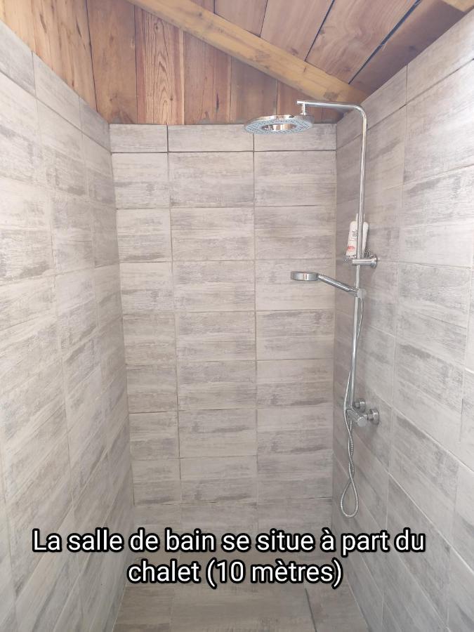 La Baraque Des Artistes Villa Laharie Dış mekan fotoğraf